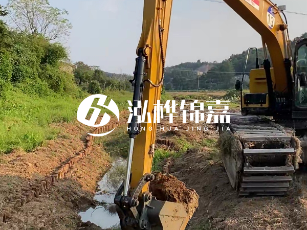 陜西松木樁廠家泓樺錦嘉-松木樁尾徑測量從哪個位置開始算？