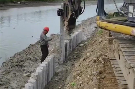 水泥樁廠家泓樺錦嘉-2米水泥樁施工多少錢一根？	